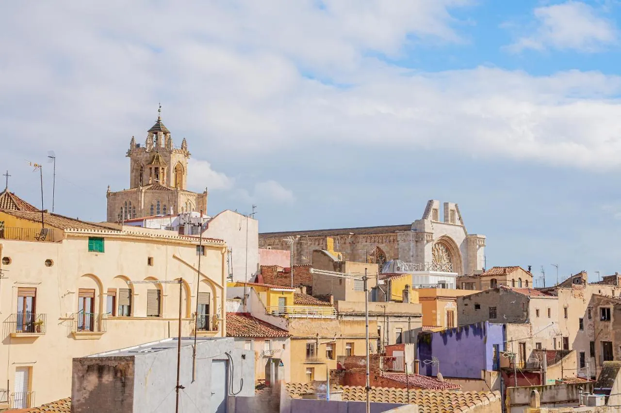 Apartamento 1 En La Muralla Romana Junto A La Catedral Tarragona 0*,  Spain