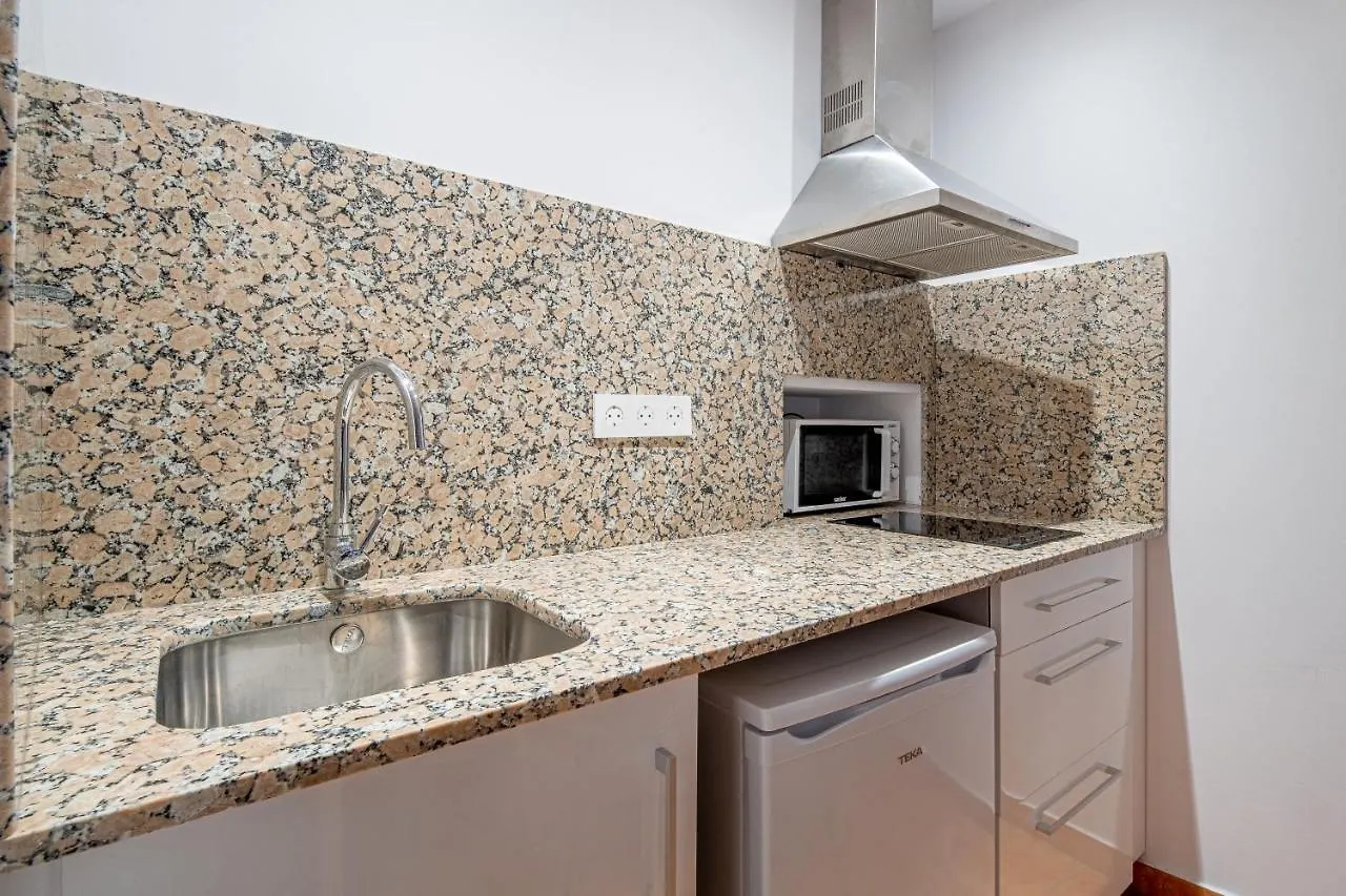 Apartamento 1 En La Muralla Romana Junto A La Catedral Tarragona Spain